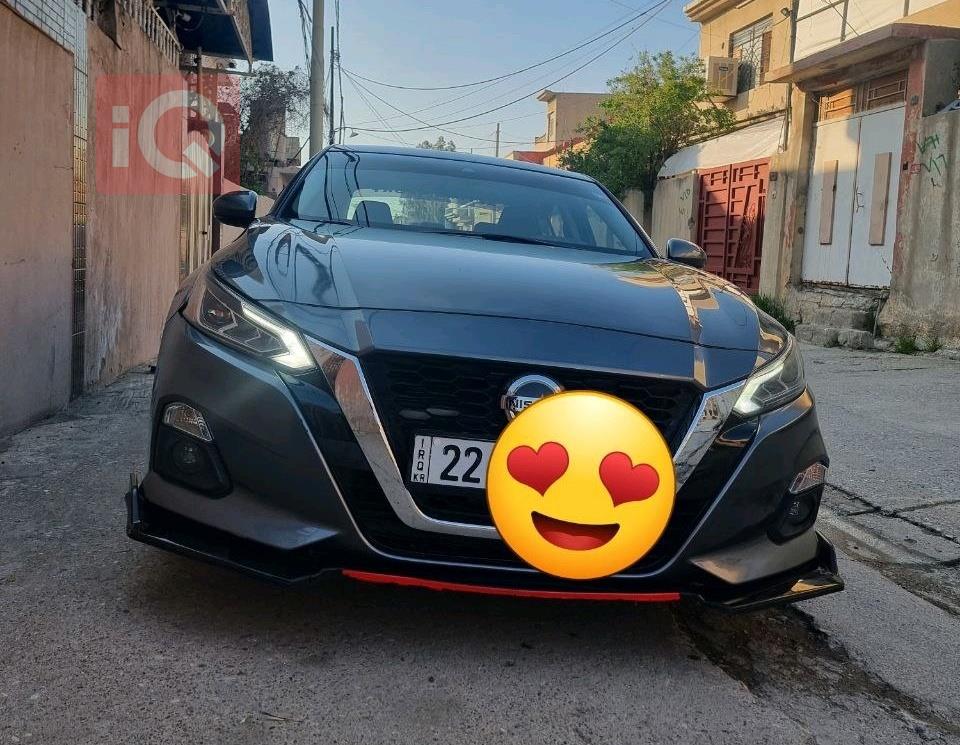 نیسان ئەلتیما